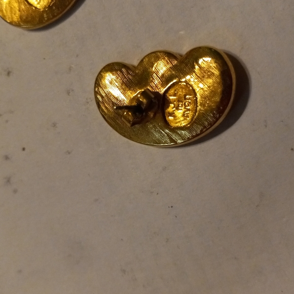 Womans earings - Picture 3 of 3